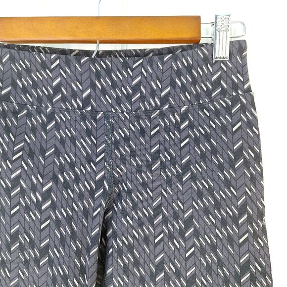 L.L. Bean Charcoal Gray Geometric Carbon Fiber Capri Leggings Sz XS - Picture 3 of 13